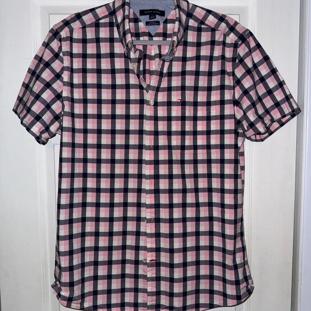 Tommy Hilfiger Shirt LARGE Pink & Black Plaid Short Sleeve Button Down Shirt